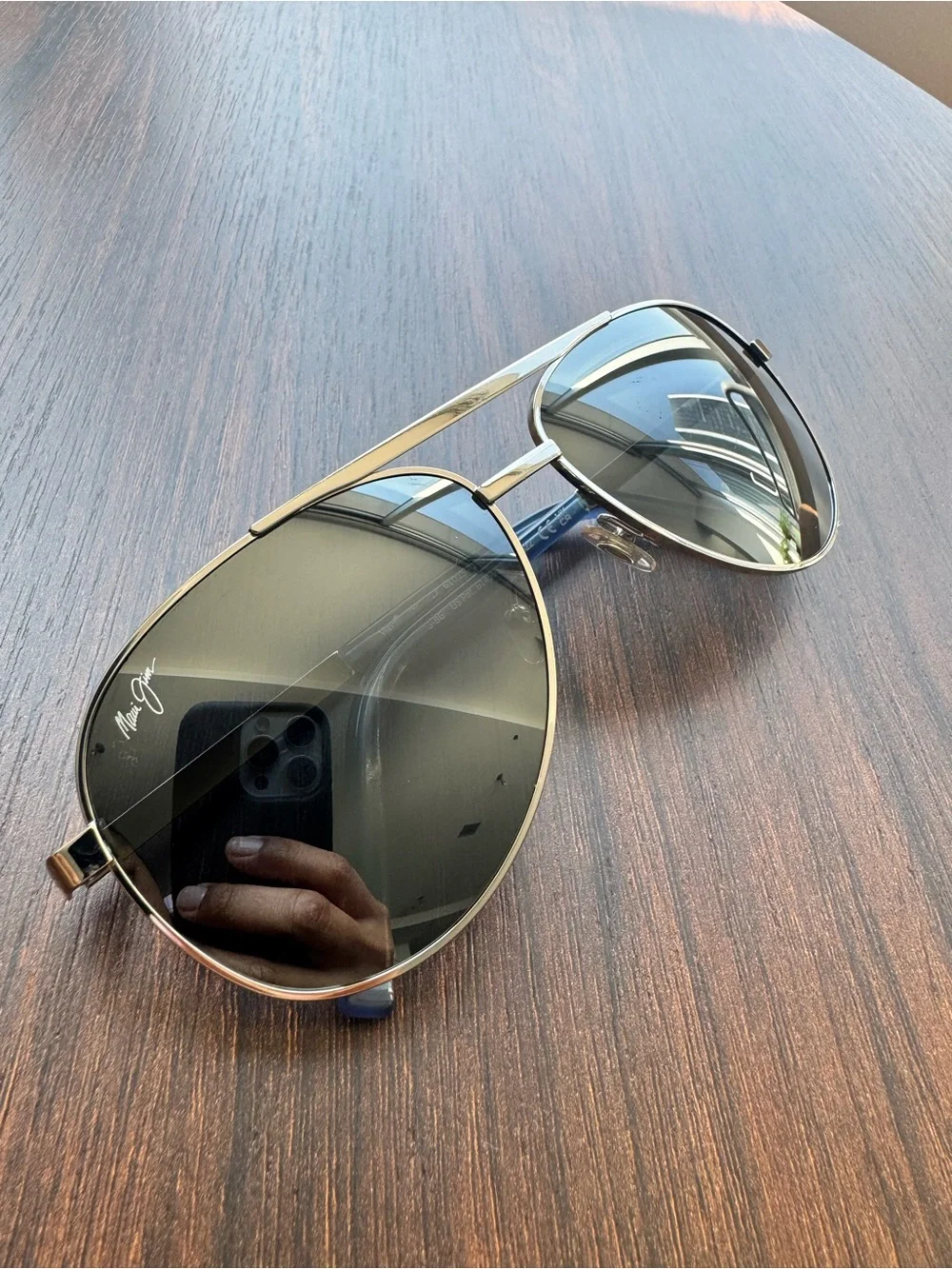 Maui Jim Silver Aviator Sunglasses with Dark Lenses